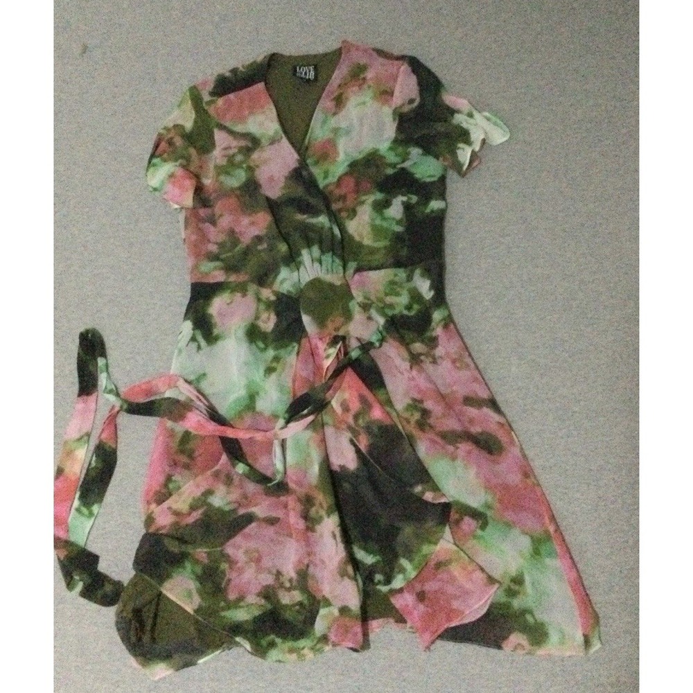 Love & Liberty wrap Dress tie abstract sz M silk